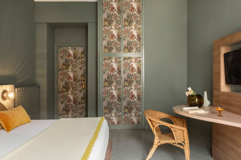 Camera tripla con scrivania e tv - Hotel Marisa, BZAR hotels a Roma - Vista 1